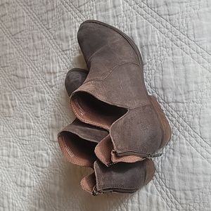 Born size 9 brown booties.